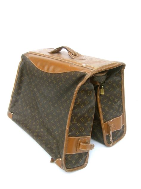 vintage Louis Vuitton travel bag